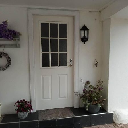 לונדין לינקס 2 Bedrooms Sleeps 4 Free Wifi Parking Outdoor Area מראה חיצוני תמונה